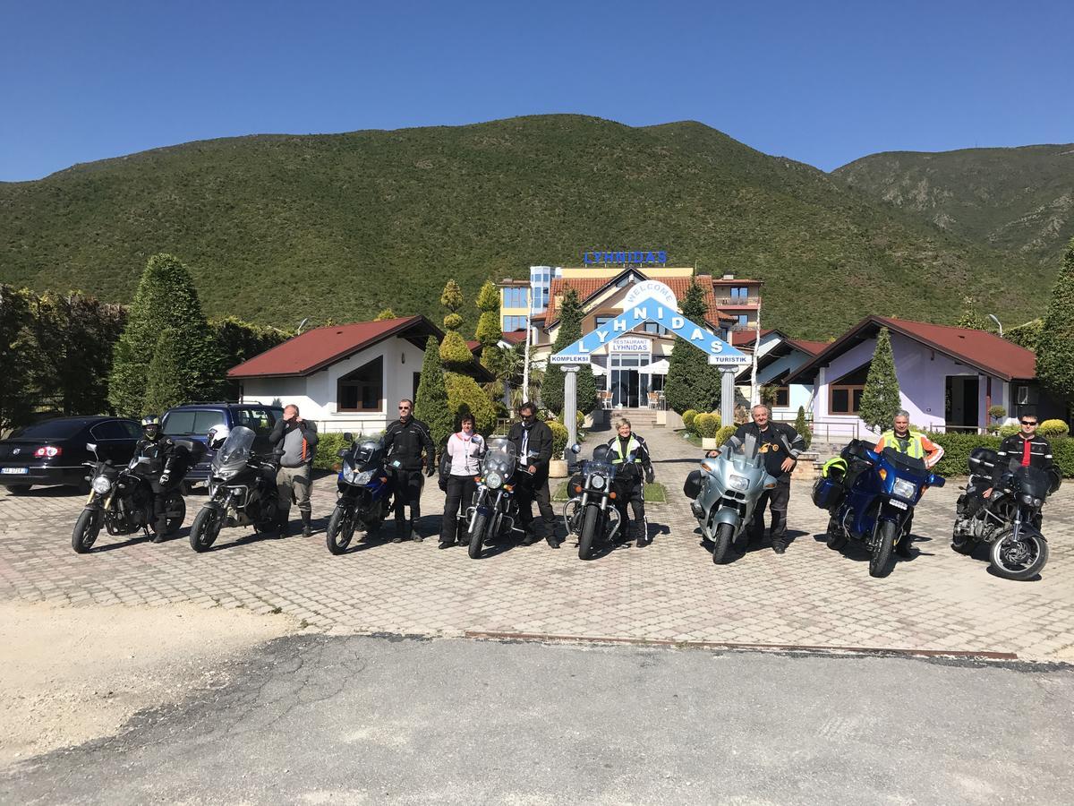 Udenisht Hotel Lyhnidas מראה חיצוני תמונה